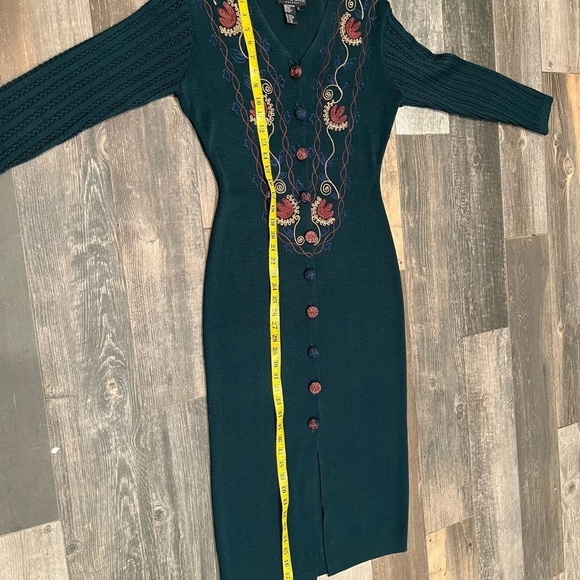 Carole Little Wool Blend Embroidered Long Body-con Sweater Dress Embordiery Sm - Picture 6 of 9